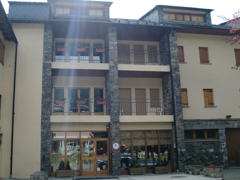 Alberg La Molina Xanascat 外观 照片