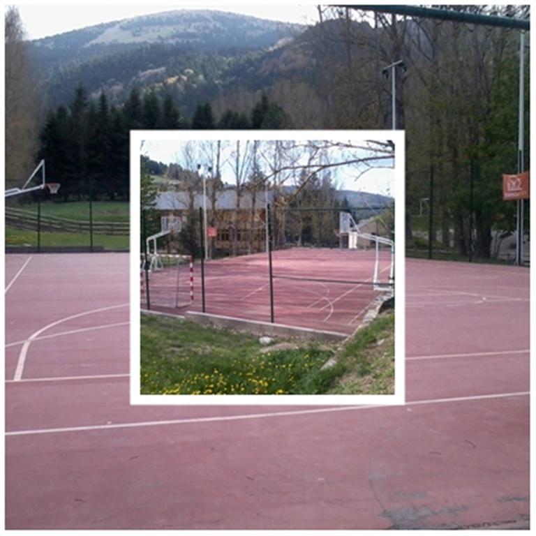 Alberg La Molina Xanascat 外观 照片
